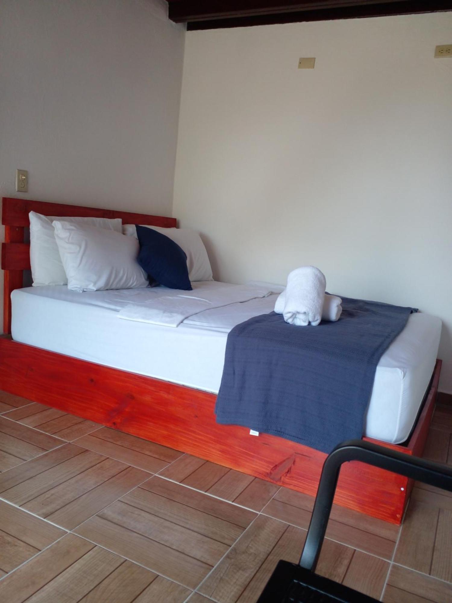 Cabanas Martina Surf Playa Guanico Pedregal المظهر الخارجي الصورة